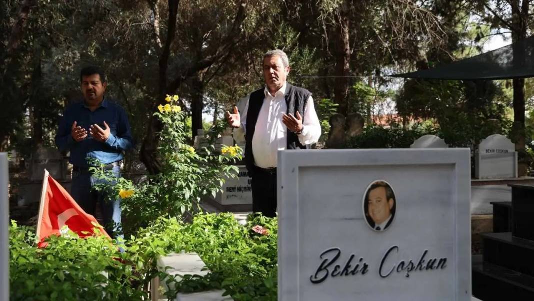 Adana’da Emsal Kararın Ardından Sessiz Anma! Aileler Kabir Başında Konuştu 3